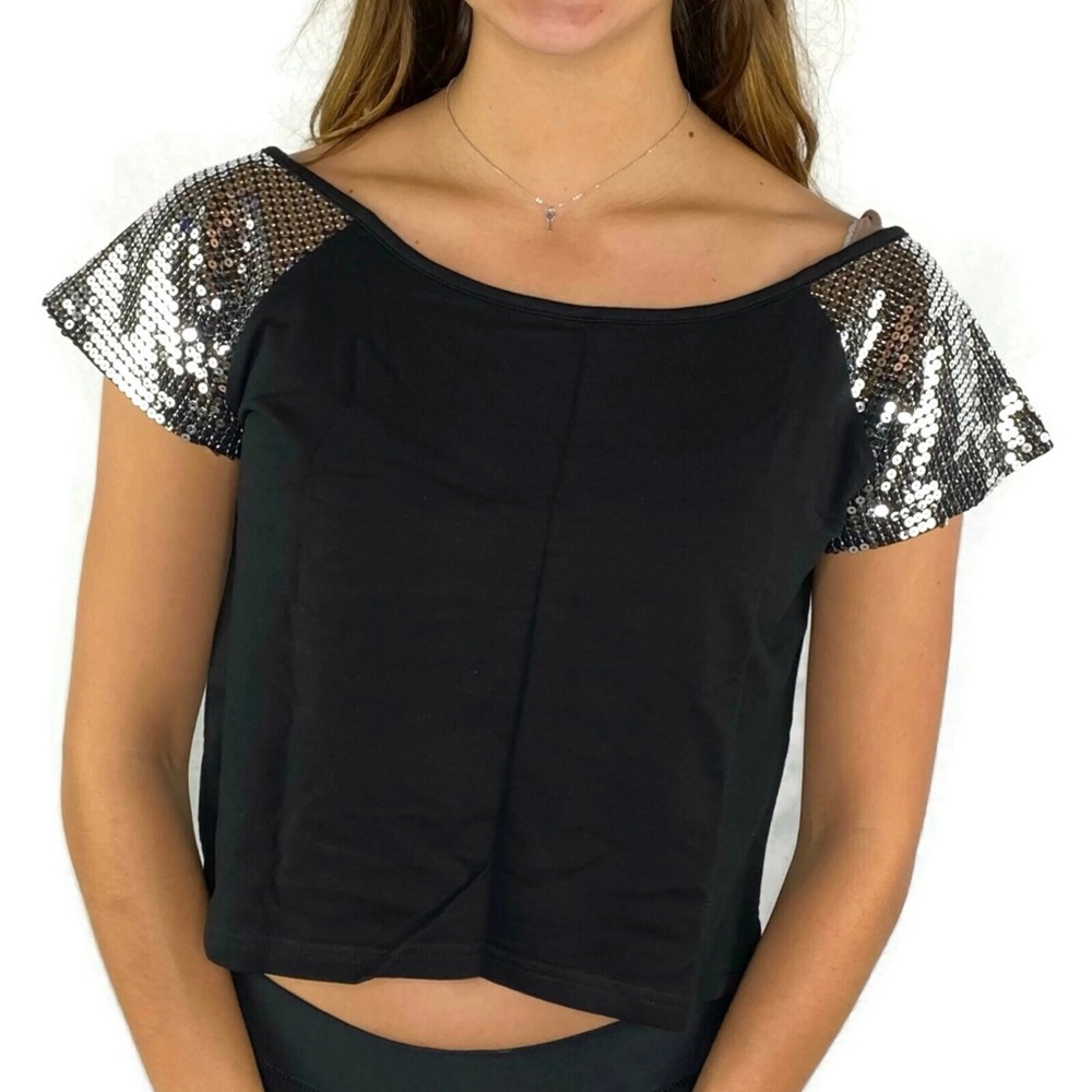 NWOT Alexandra Sequin Crop Shirt Black with Silver Sequin Sleeves Small